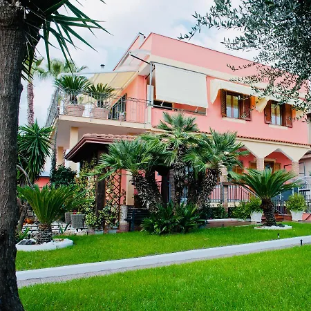 Ottaviano B&B 奥塔维亚诺