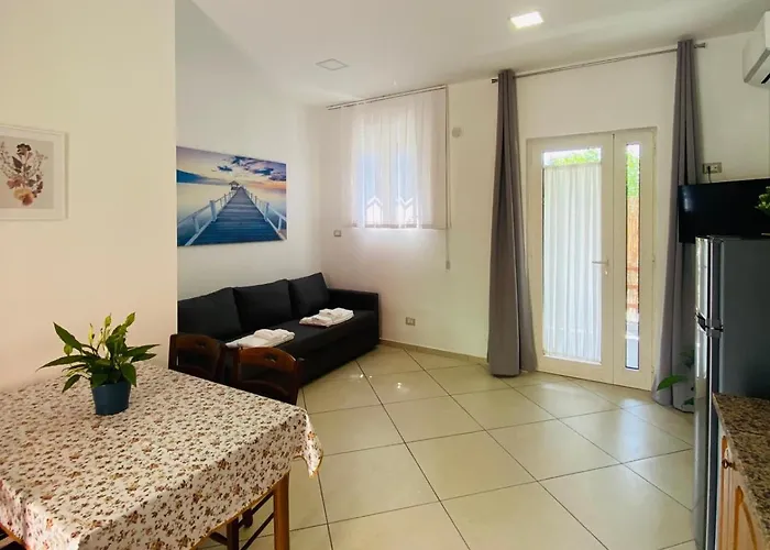 Ottaviano B&B Alojamento de Acomodação e Pequeno-almoço 4*